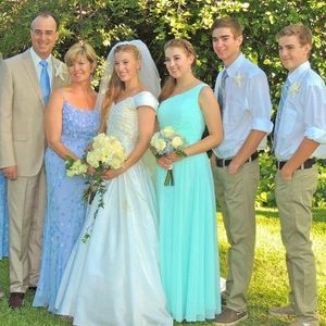 Meet your Posher, Virginia